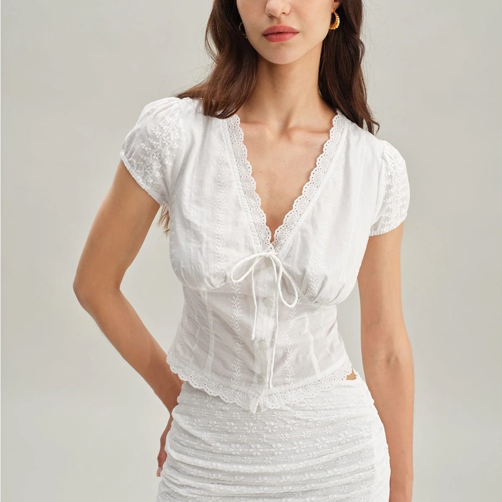 Rihoas White Textured Cap Sleeve Blouse